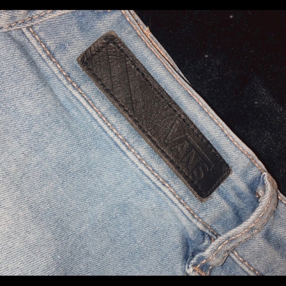 Vans denim skirt - Picture 3 of 4